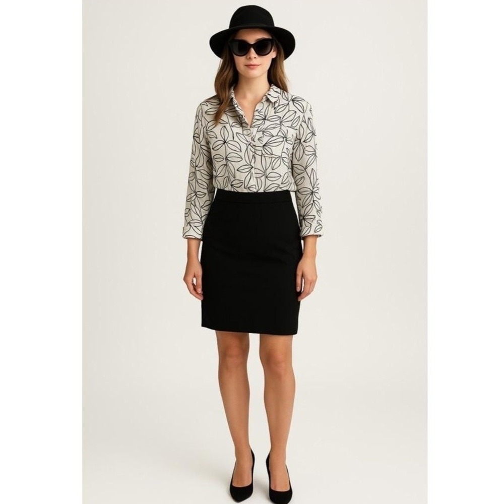 Cynthia Rowley Shirt Womens 100% Linen Medium White Black Roll Tab Sleeve Blouse